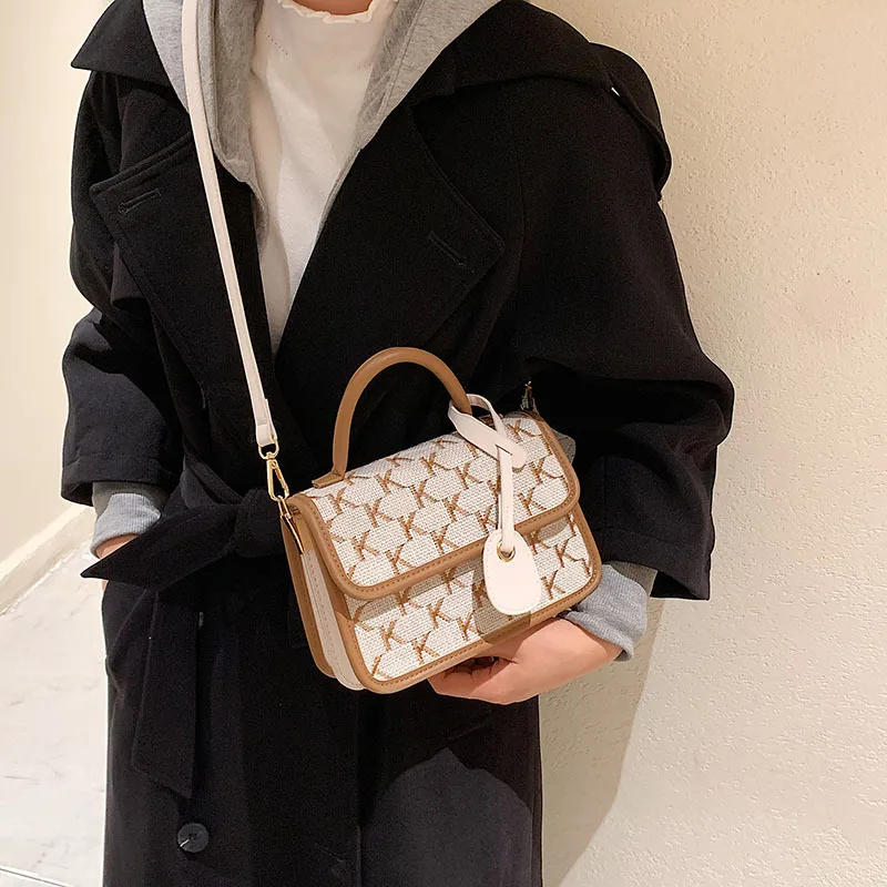 Дизайнерски Модни Дамски Чанта През рамо, Чантата през рамо, елегантна Реколта Квадратна чанта от Изкуствена Кожа с главни Букви Изображение 4