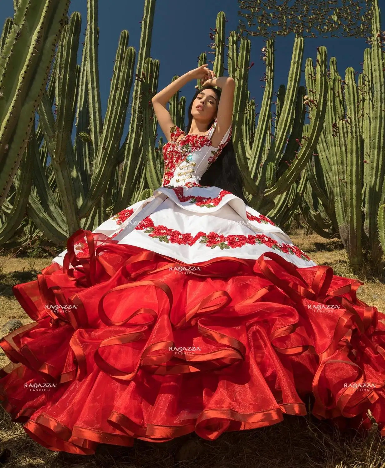 Изискана рокля 15 anos Рокли Quinceanera С Аппликацией От Мъниста Милото 16 Рокля Скъпа Елегантни Рокли С Преплетени Струята Изображение 5